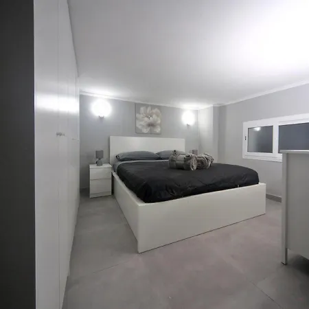 La Casa Di Helena * Неаполь